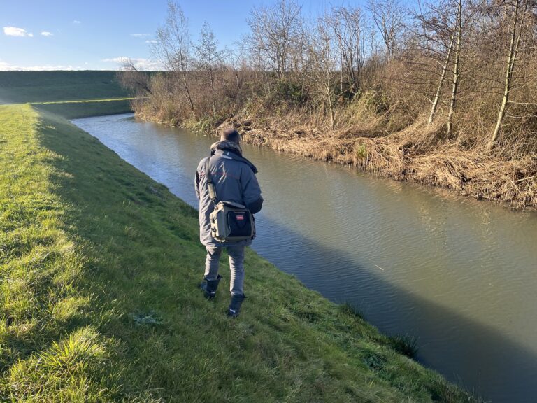 Back to Basics: simpel snoekvissen in de polder met goede vrienden!