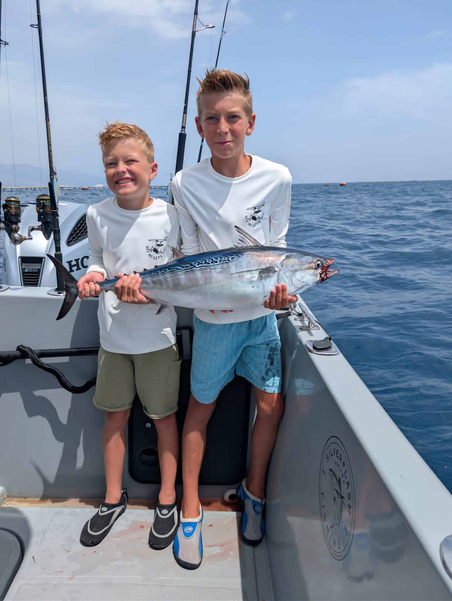 kinderen met tonijn
